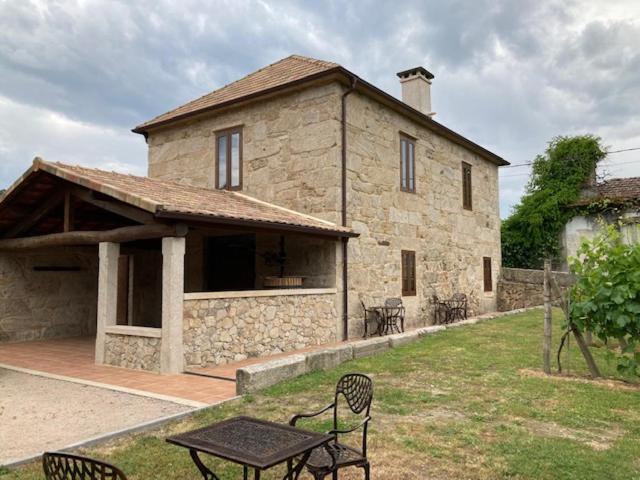 Eido Do Rei - Hospedaxe Rural Hotel Ponteareas Exterior photo