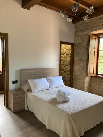 Eido Do Rei - Hospedaxe Rural Hotel Ponteareas Exterior photo