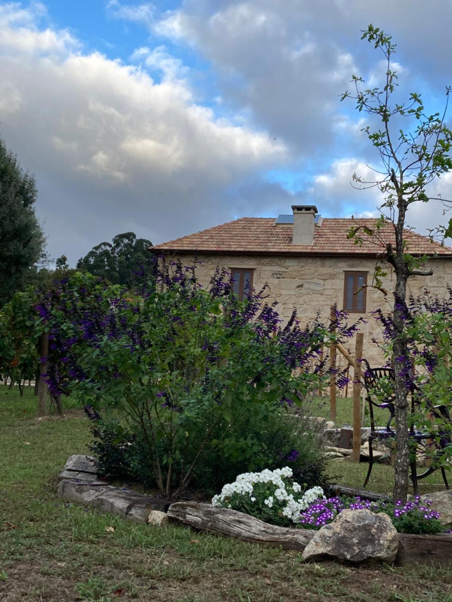Eido Do Rei - Hospedaxe Rural Hotel Ponteareas Exterior photo